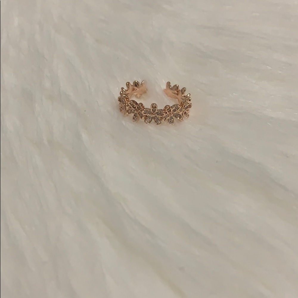 Flower ring